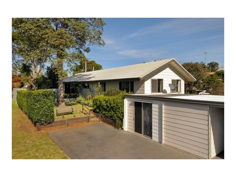 3 McHardy Street, Centenary Heights QLD 4350