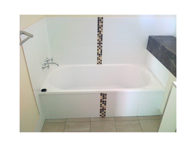 2/471 West Street, Darling Heights QLD 4350