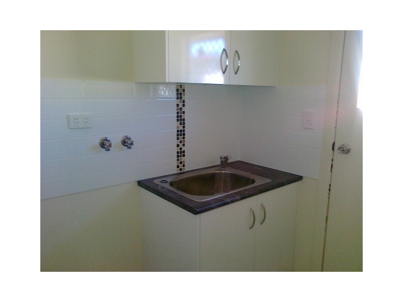 2/471 West Street, Darling Heights QLD 4350