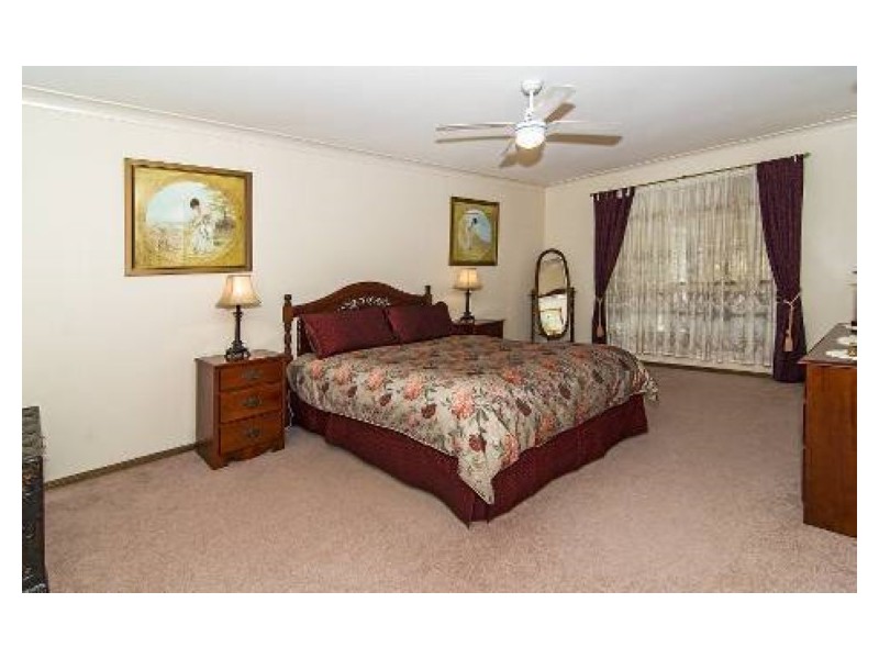 6 Schloss Court, Westbrook QLD 4350