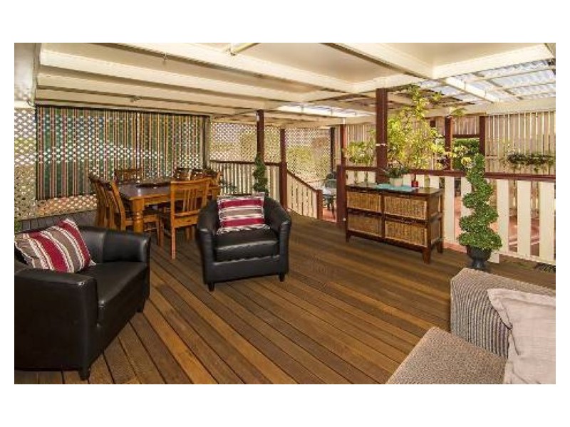 6 Schloss Court, Westbrook QLD 4350