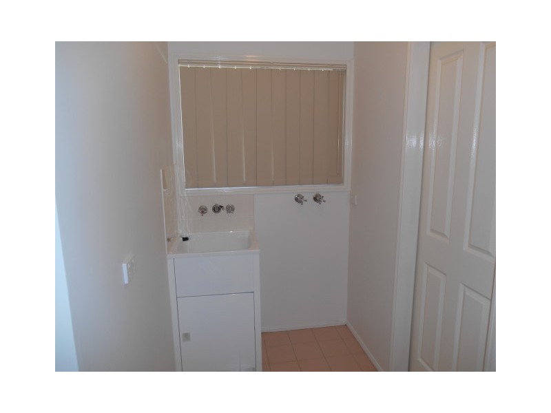 1b Evergreen Court, Glenvale QLD 4350