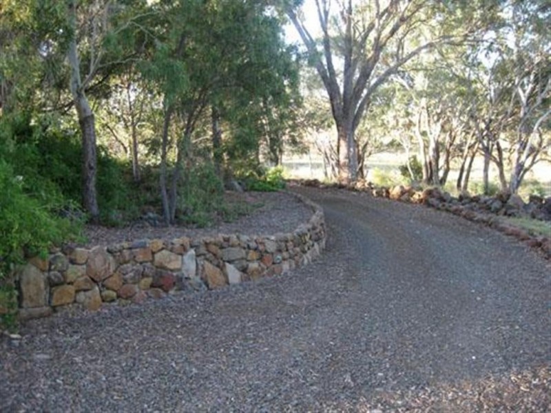 145 Henningsen Road, Oakey QLD 4401