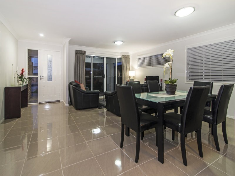 2/83 Ramsay Street, Centenary Heights QLD 4350