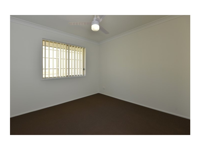 2/6 Rubie Court, Westbrook QLD 4350