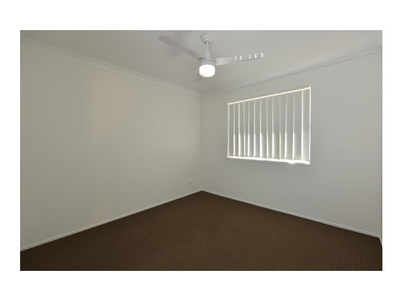 2/6 Rubie Court, Westbrook QLD 4350