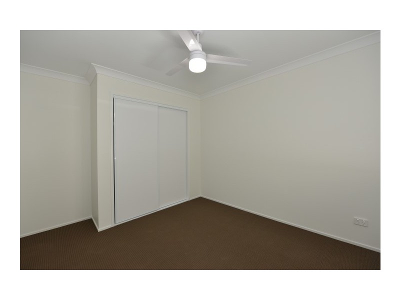 2/6 Rubie Court, Westbrook QLD 4350