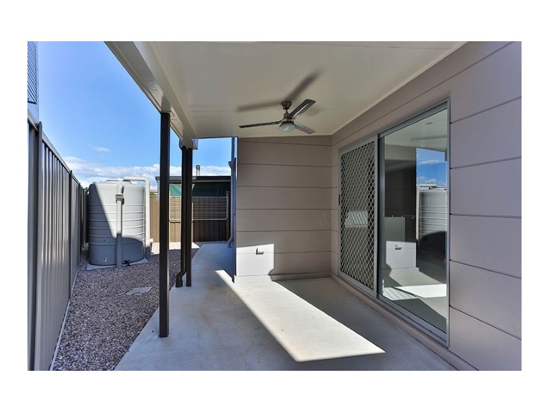 2/16 Jennifer Crescent, Darling Heights QLD 4350