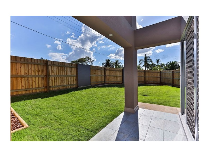 2/16 Jennifer Crescent, Darling Heights QLD 4350
