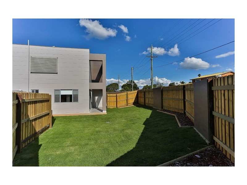 2/16 Jennifer Crescent, Darling Heights QLD 4350