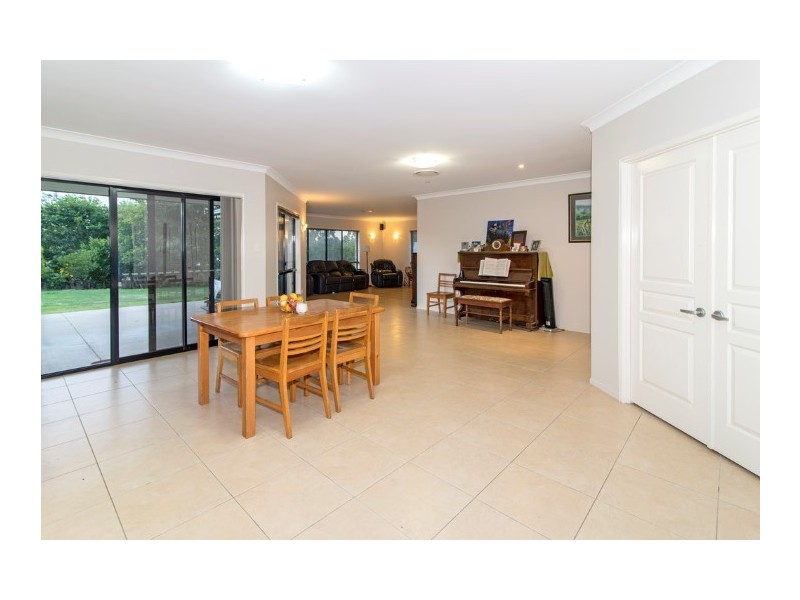 15 Freyling Road, Hodgson Vale QLD 4352