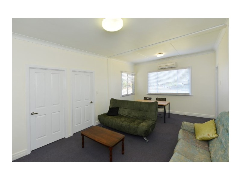 49 Drayton Road, Harristown QLD 4350