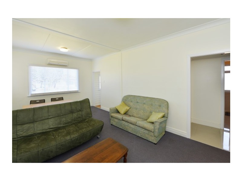 49 Drayton Road, Harristown QLD 4350