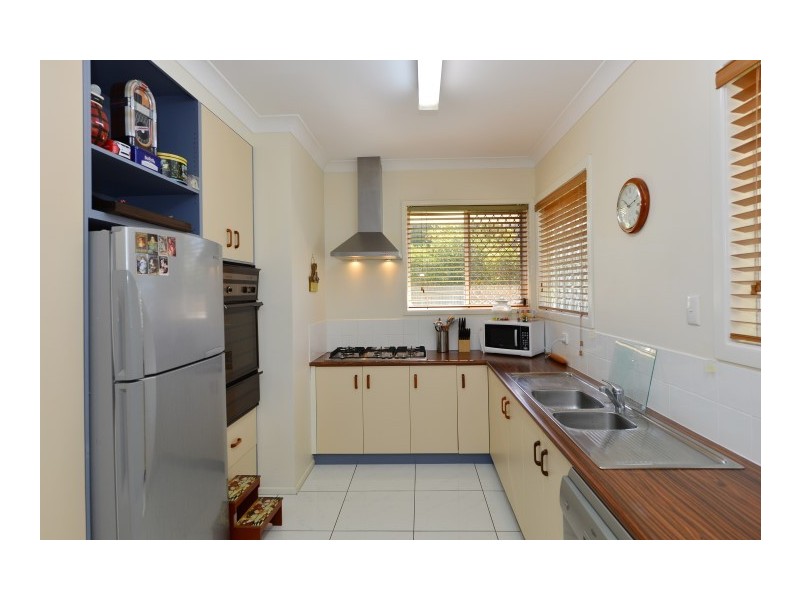 2b Agnes Street, Centenary Heights QLD 4350