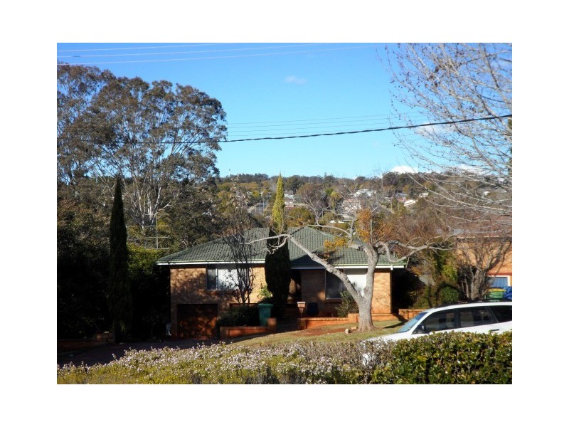 11 Catto Street, Centenary Heights QLD 4350