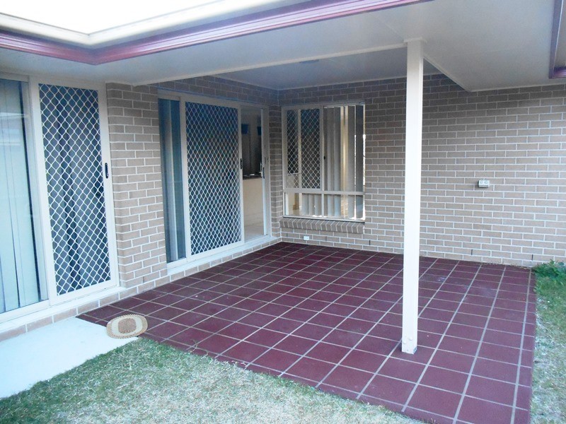 10 Cuttaburra Cresent, Glenvale QLD 4350