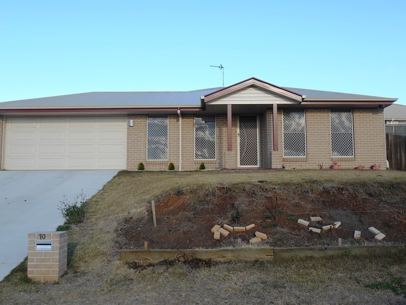 10 Cuttaburra Cresent, Glenvale QLD 4350