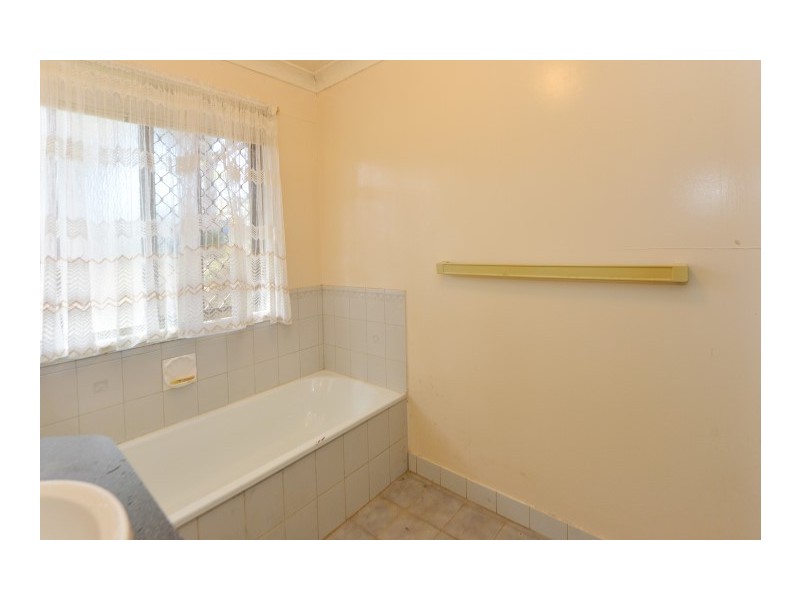 25 Redwood Street, Newtown QLD 4350