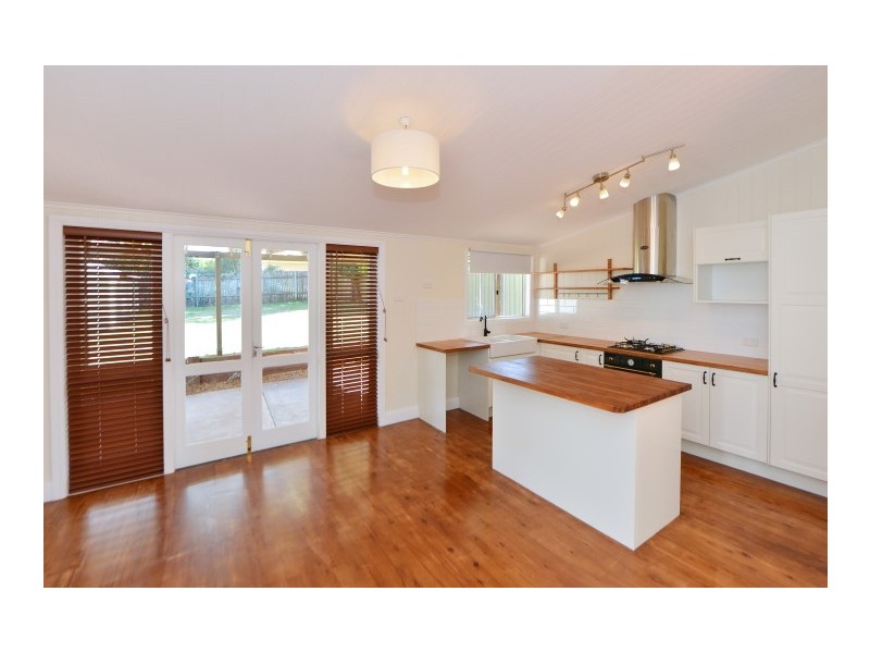 159 West Street, Newtown QLD 4350