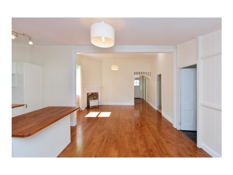 159 West Street, Newtown QLD 4350