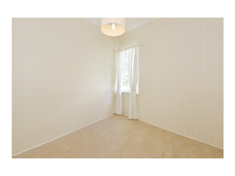 159 West Street, Newtown QLD 4350