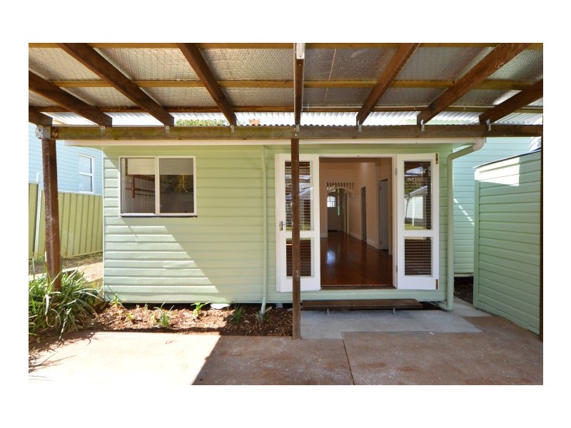 159 West Street, Newtown QLD 4350