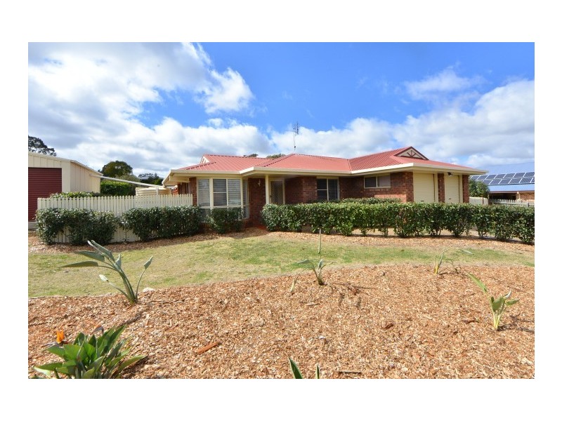 5 Schloss Court, Westbrook QLD 4350