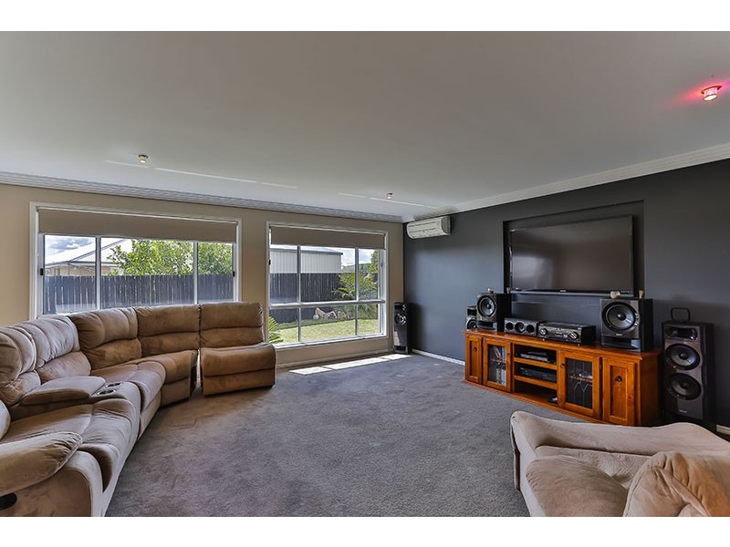 23 Wellington Street, Wyreema QLD 4352