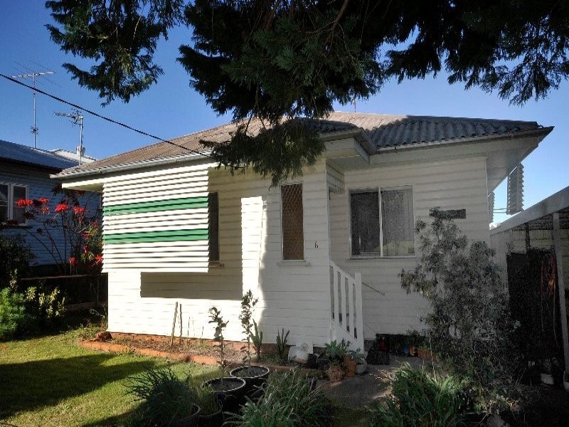 6 Lemnos Street, Harlaxton QLD 4350