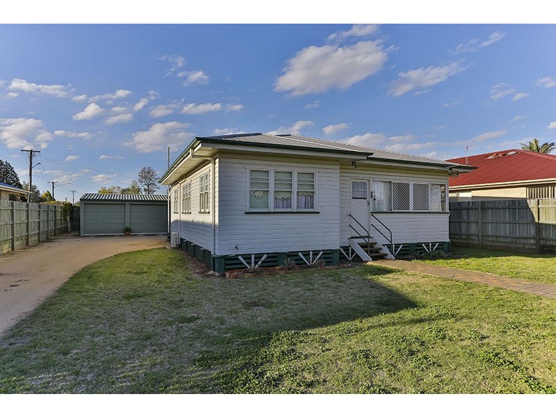 35 Tomkinson Street, Wilsonton QLD 4350