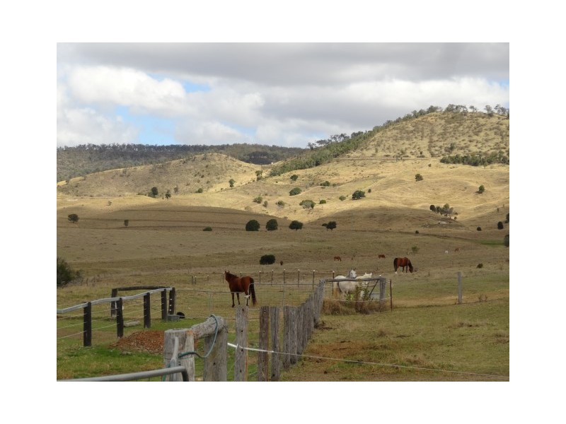 31 Macginleys Road, Greenmount East QLD 4359