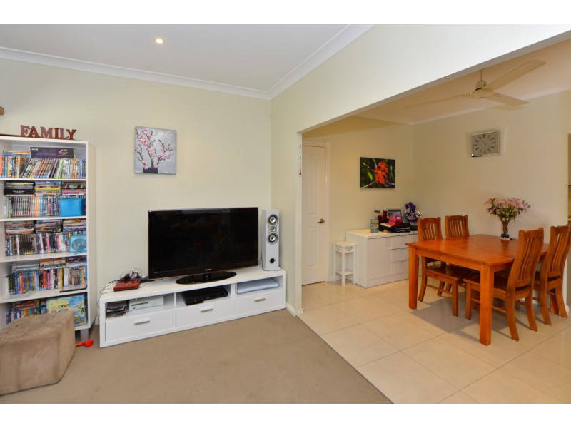 2 Underwood Crescent, Harristown QLD 4350