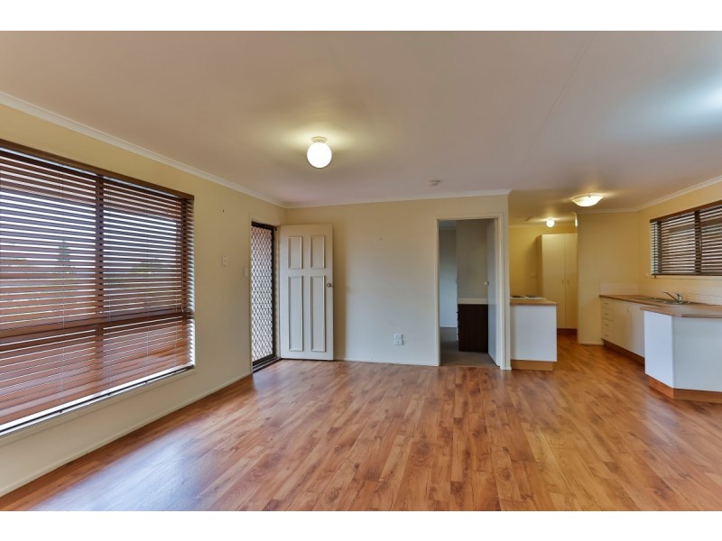 40 Champagne Crescent, Wilsonton Heights QLD 4350