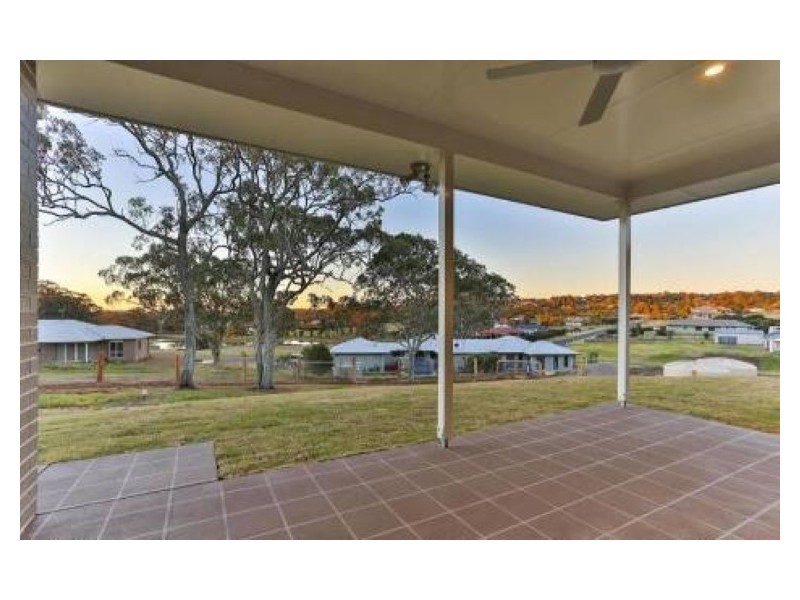 60 Federation Drive, Highfields QLD 4352