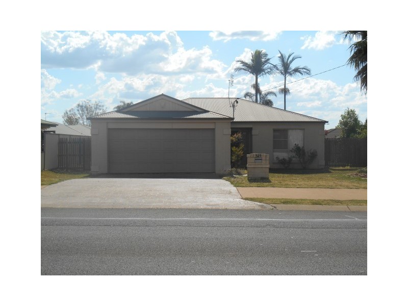 525 Hume Street, Kearneys Spring QLD 4350