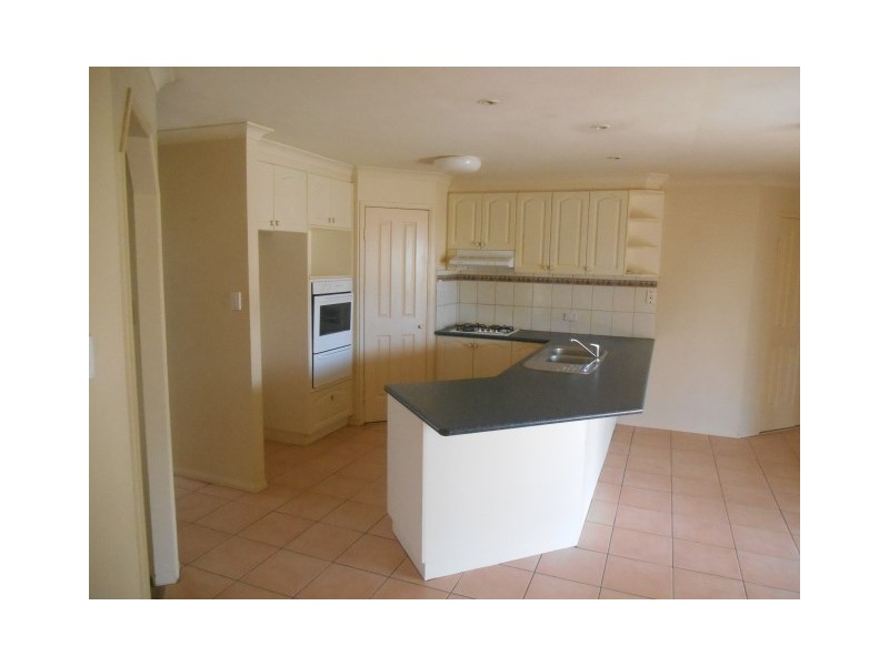 525 Hume Street, Kearneys Spring QLD 4350