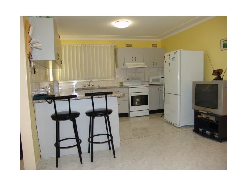 Fairfield West NSW 2165