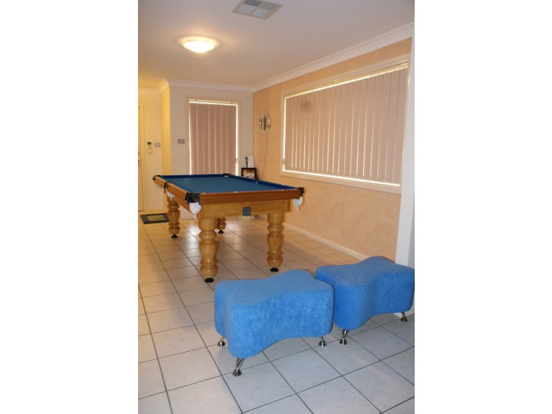 West Hoxton NSW 2171