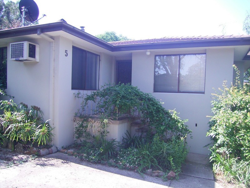 5 Adelong Close, Emu Plains NSW 2750