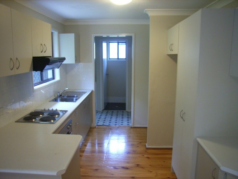 5 Adelong Close, Emu Plains NSW 2750