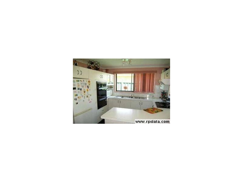 4 Goldmark Cres, Cranebrook NSW 2749