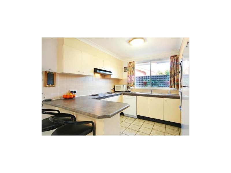 27 Tornado Cres, Cranebrook NSW 2749