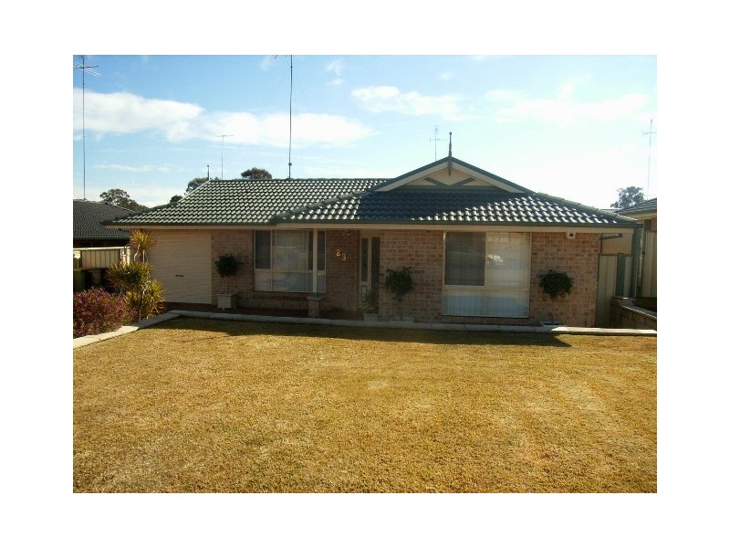 23 Dulhunty Crt, Cranebrook NSW 2749