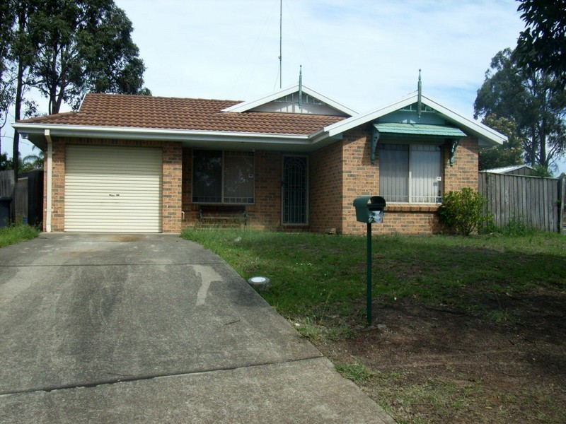 22 Geneva Rd, Cranebrook NSW 2749