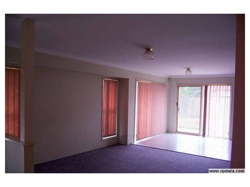 2 Geneva Rd, Cranebrook NSW 2749