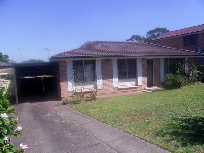 58 Shadlow Cres, St Clair NSW 2759