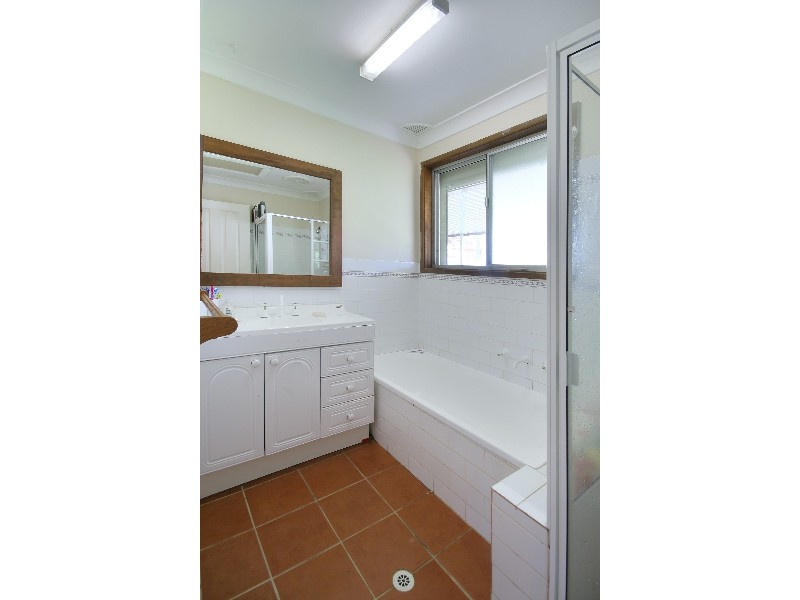 11 Landy Ave, Penrith NSW 2750