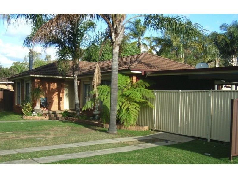 11 Landy Ave, Penrith NSW 2750