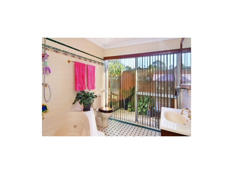 27 Stapley Street, Kingswood NSW 2340