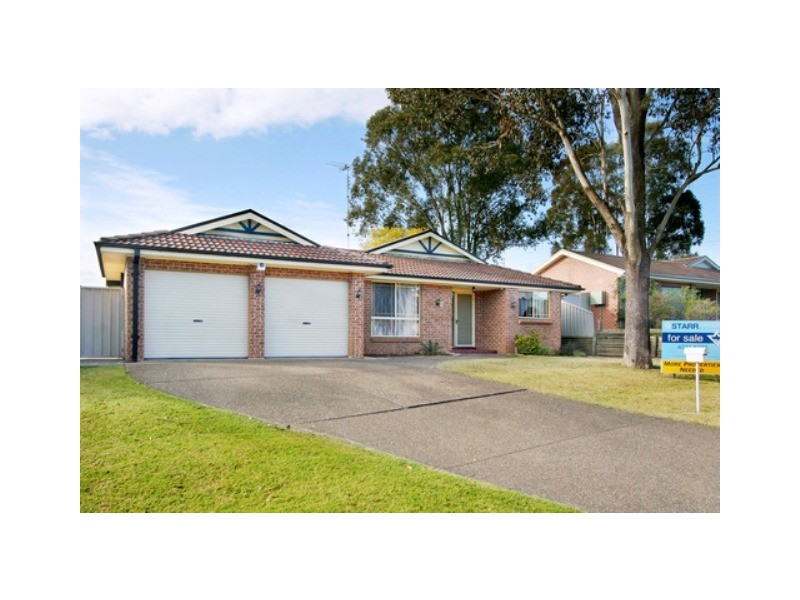 8 Harriett Close, Glenmore Park NSW 2745
